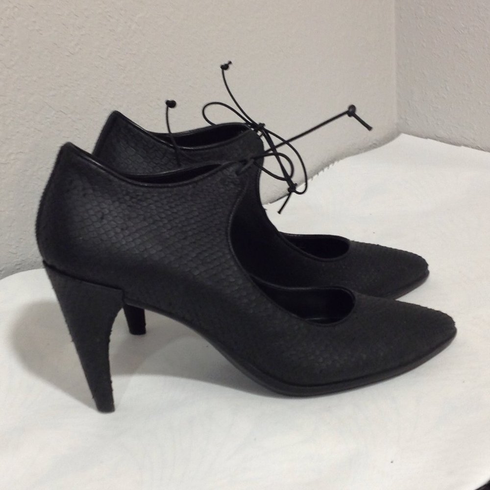 Ecco ankle-tie pumps 40/9-9.5